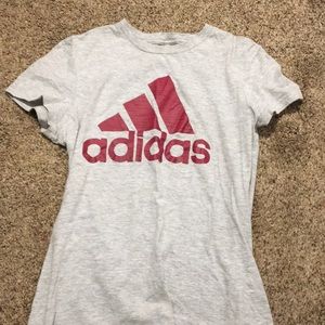 I am selling a t-shirt